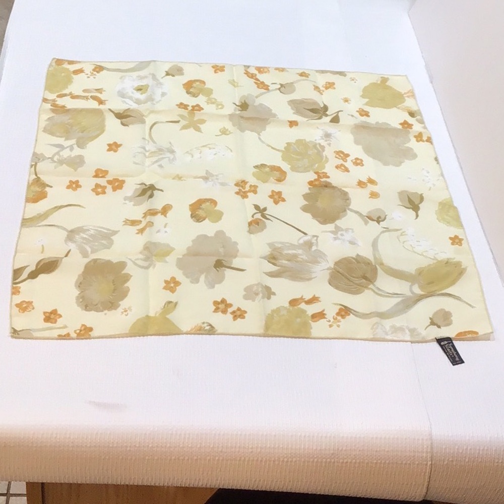 1960’s era Symphony Scarf, excellent  condition